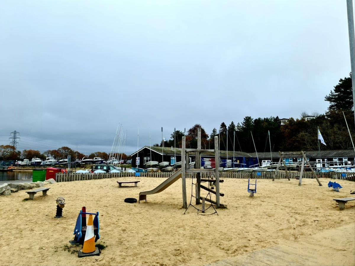 Escape City Caravan Lytchett Minster Εξωτερικό φωτογραφία
